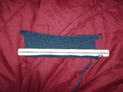 Upside-downer swatch, size 7
